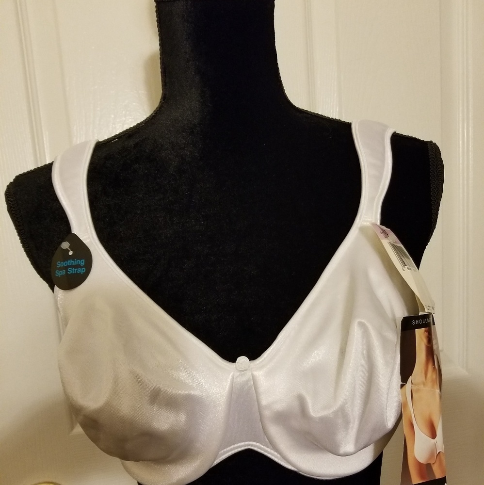 Brand new with tags White Bali bra